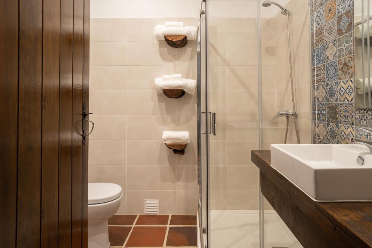 Escola Do Fado Bed & Breakfast Vila Fernando  Екстериор снимка